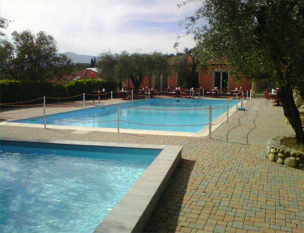 Maisons de vacances avec piscine à Imperia | Villaggio Borgoverde